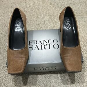 Franco Sarto Vintage Women’s Camel Hair Pumps. Size 8M